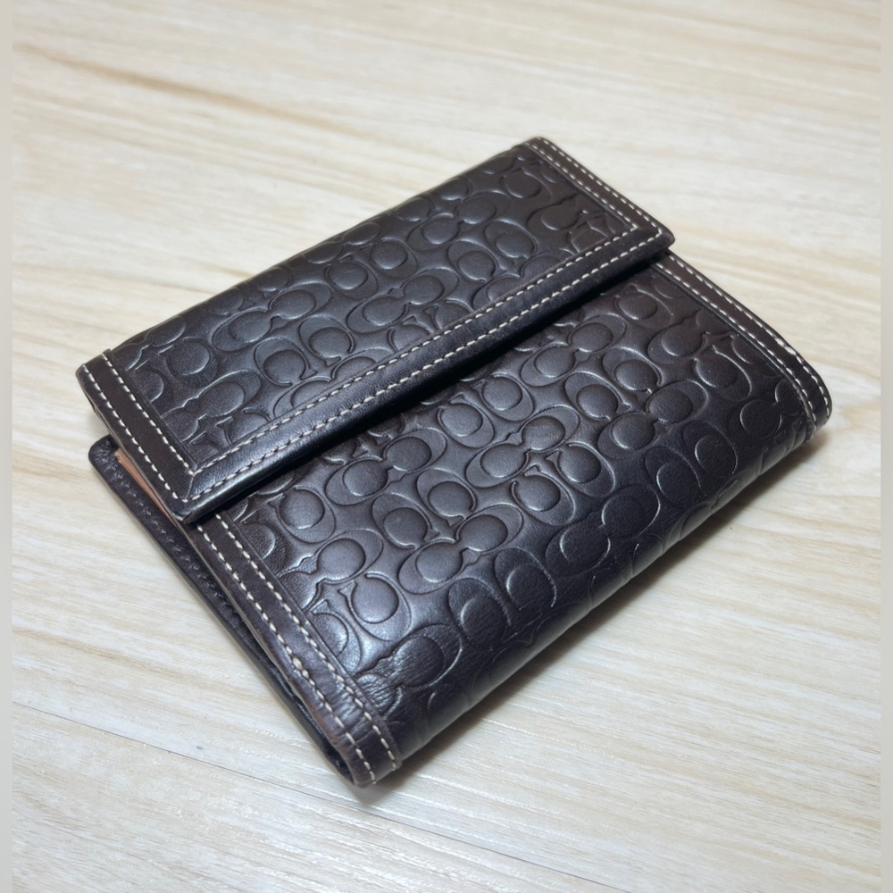 Vintage COACH Coach Brown-Black Embossed Leather Billfold Wallet